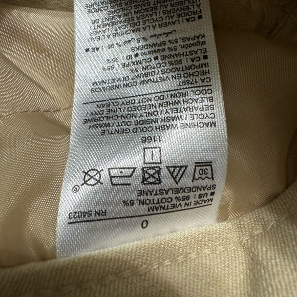 Old Navy Pixie Pants - Picture 4 of 5